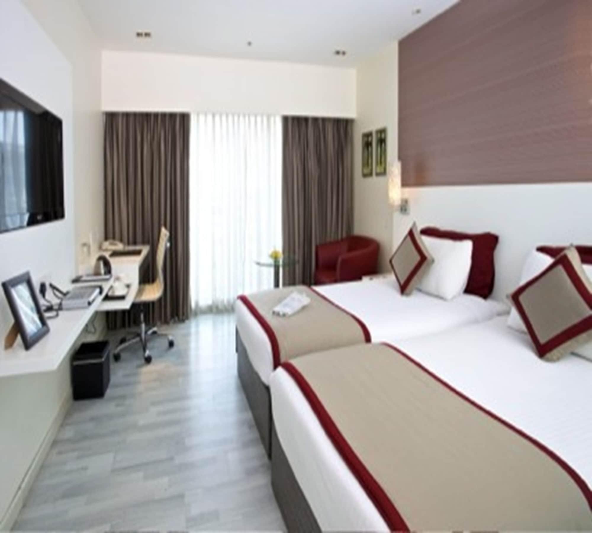 Majestic Court Sarovar Portico Navi Mumbai Dış mekan fotoğraf