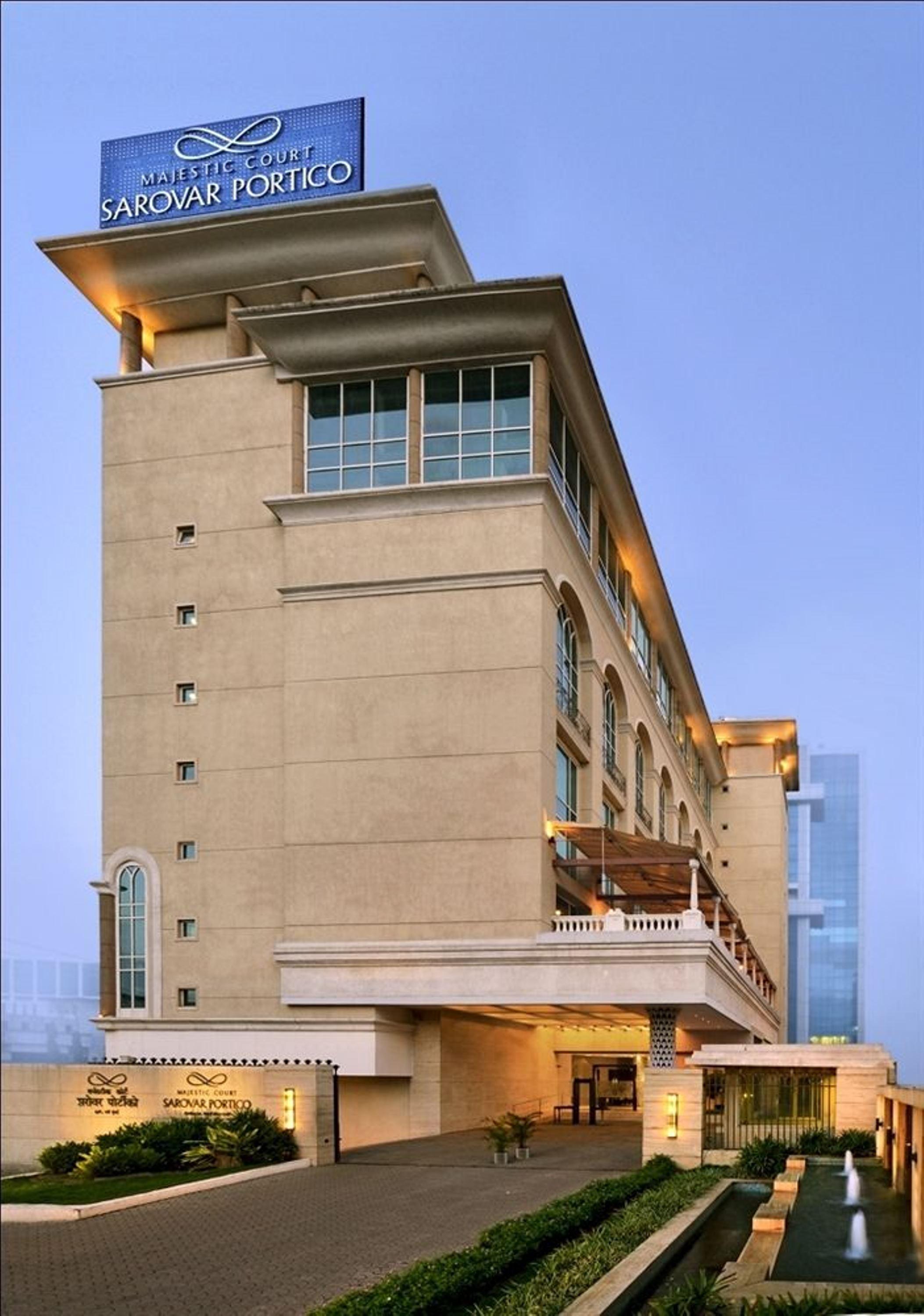 Majestic Court Sarovar Portico Navi Mumbai Dış mekan fotoğraf