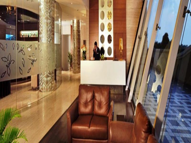 Majestic Court Sarovar Portico Navi Mumbai Dış mekan fotoğraf